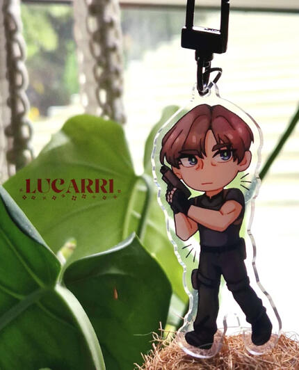 leon charm
